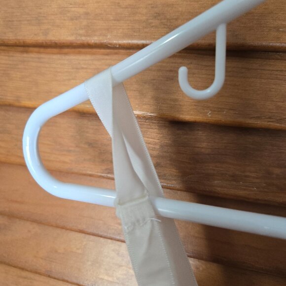 Montgmery Ward Chemise Nightgown Size 10/32 White Nylon Lace Trim Size XS/S - Picture 8 of 8